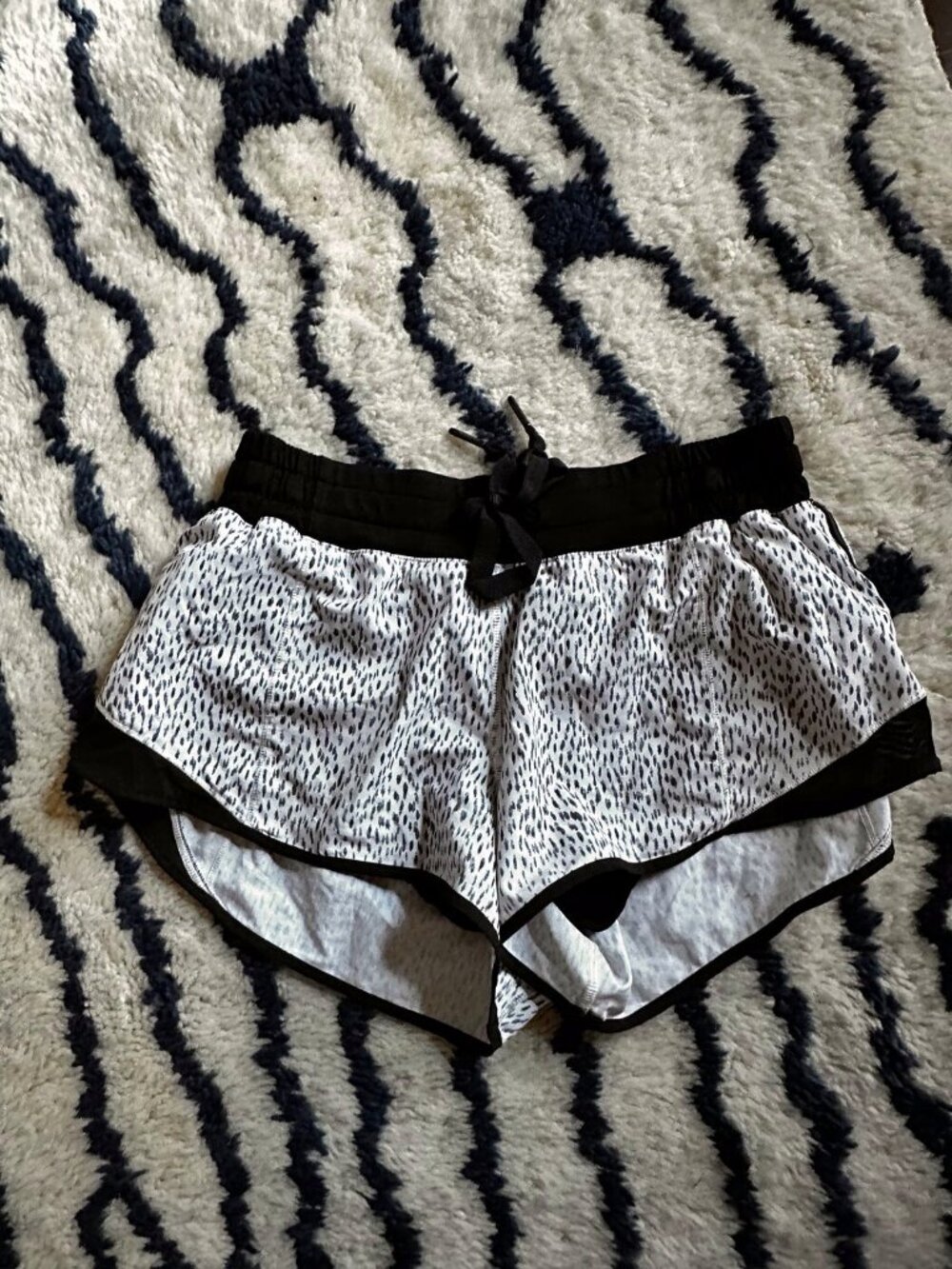 lululemon Speckled Running Shorts White Black Lined Size 6
